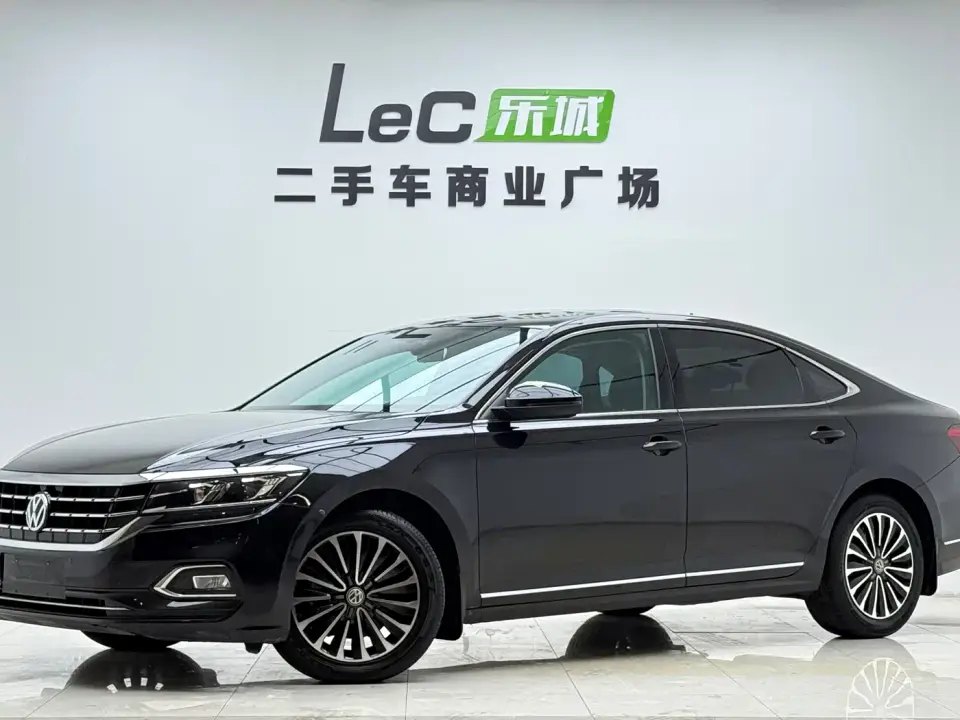 Volkswagen Passat Facelift 330TSI Elite China VI 2021