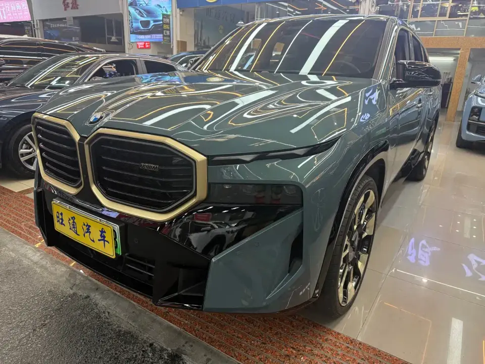 BMW XM 50e 2024