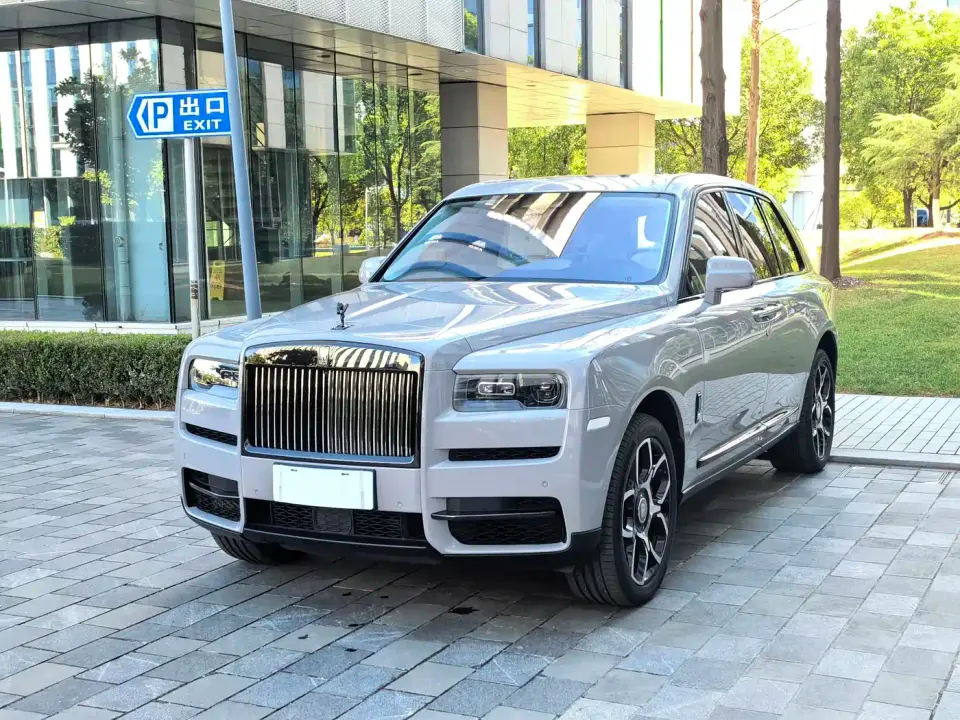 Rolls-Royce Cullinan Black Badge 2022
