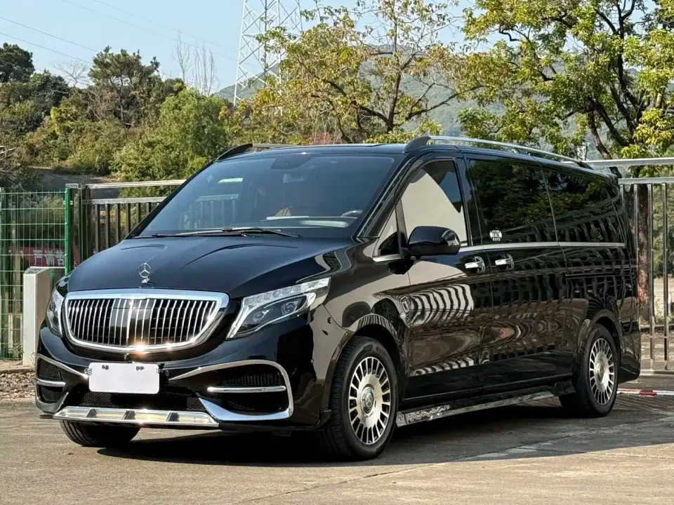 Mercedes-Benz Vito 2.0T Business Edition 7-seater 2022