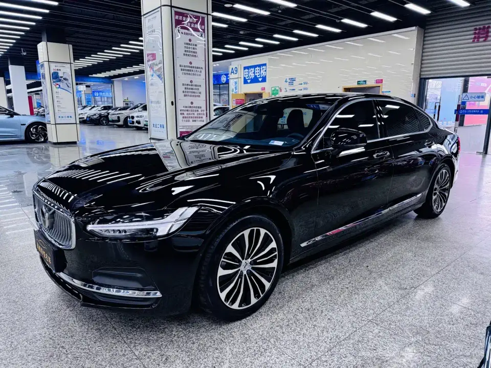 Volvo S90 B5 Intelligent Comfort Luxury Edition 2022
