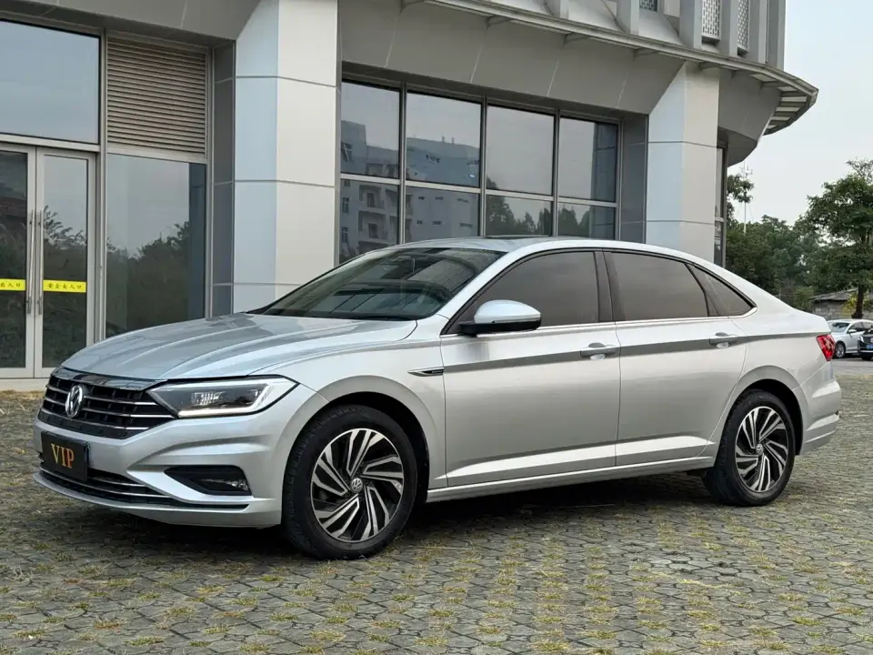 Volkswagen Sagitar 280TSI DSG Surpassing Edition 2022