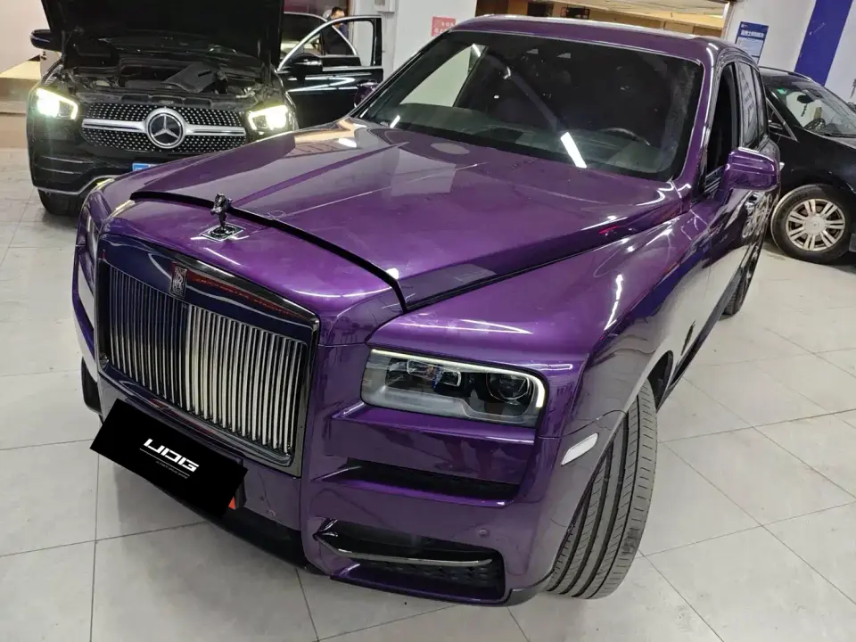 Rolls-Royce Cullinan Black Badge 2021