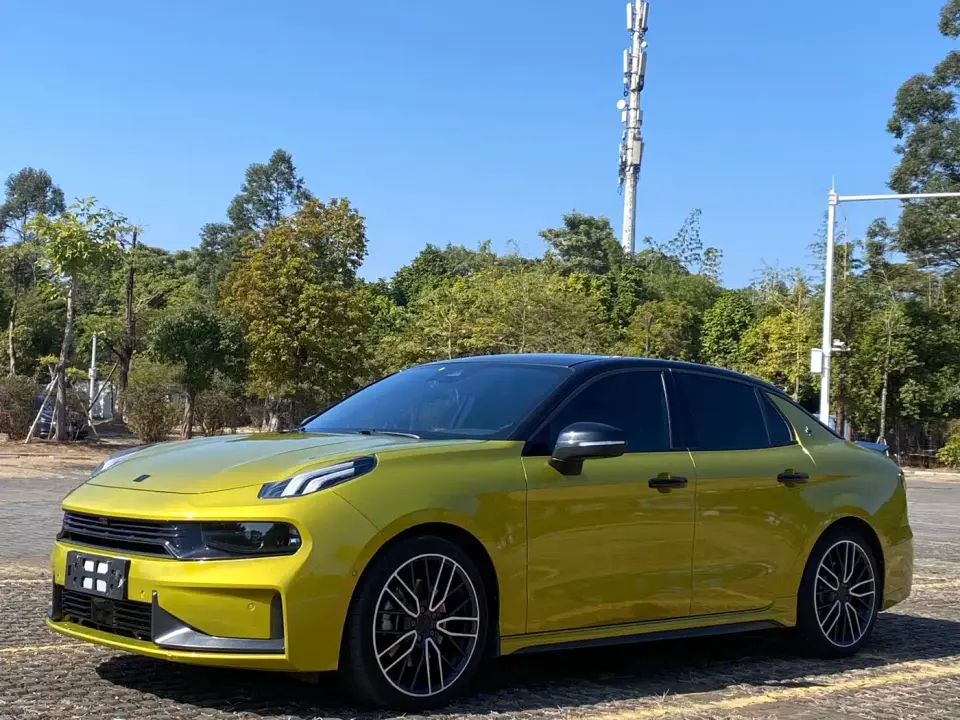 Lynk & Co 03 03+ 2.0TD Auto Wind Rider Edition 2021