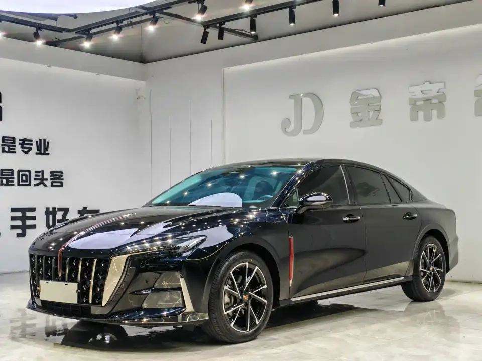 Hongqi H6 Model 2.0T Beauty Edition 2025