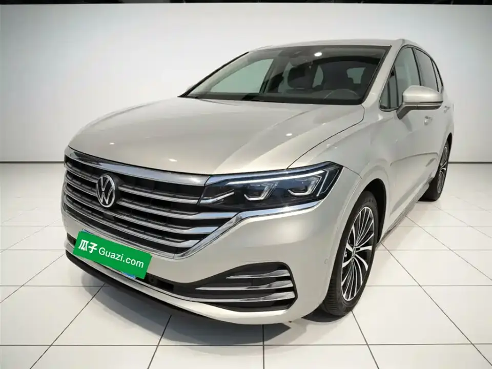 Volkswagen Viloran 380TSI Premium 2021