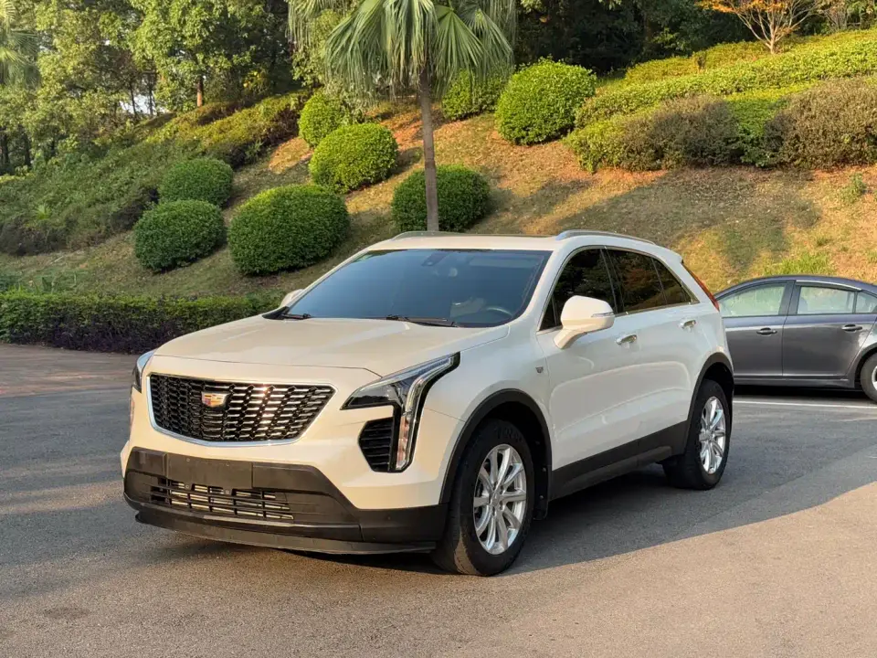 Cadillac XT4 28T FWD Style 2022