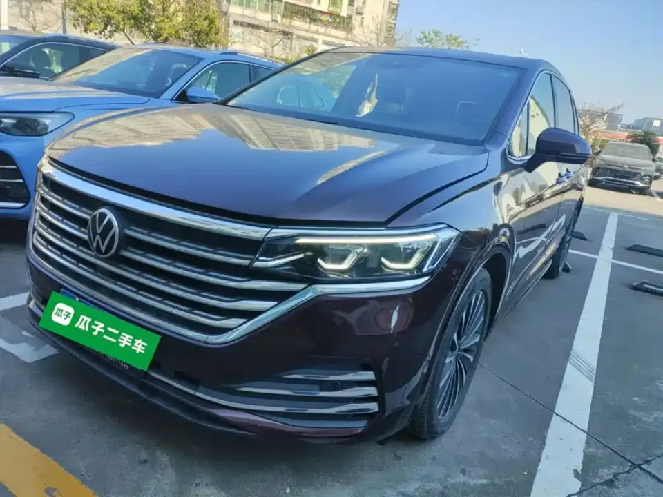 Volkswagen Viloran 380TSI Premium 2022