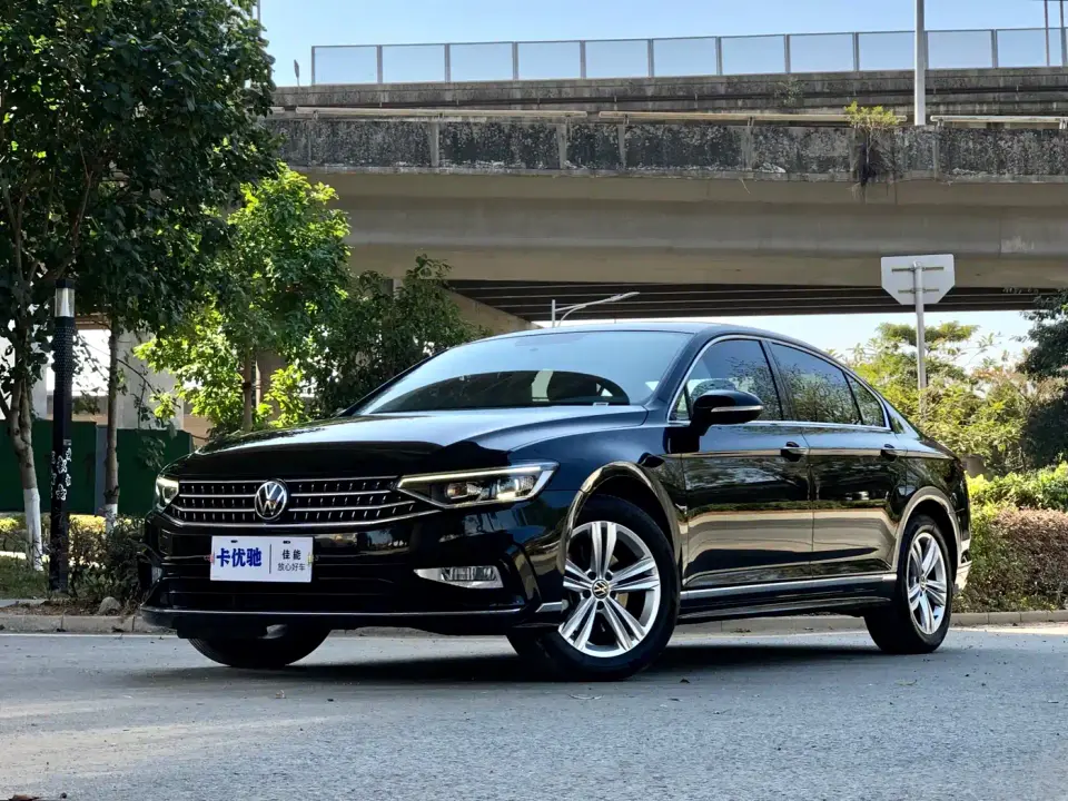 Volkswagen Magotan Popular Edition 280TSI DSG Comfort 2025