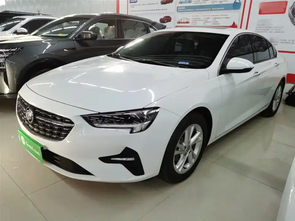 Buick Regal 552T Elite 2022