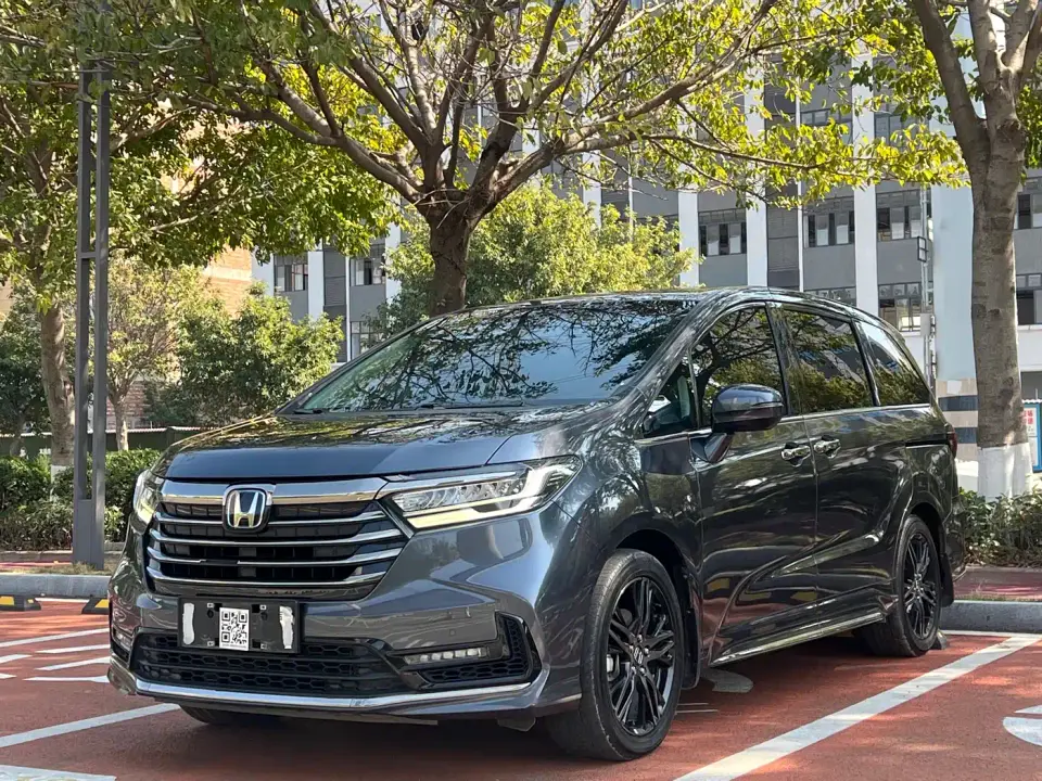 Honda Odyssey 2.0L e:HEV Sharp·Prestige Edition 2023