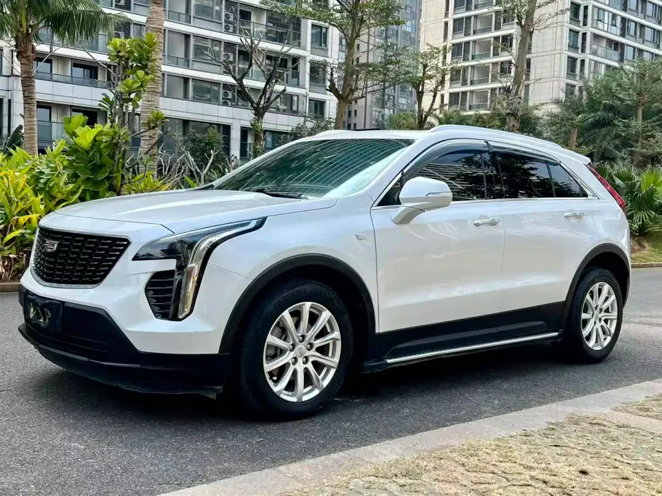 Cadillac XT4 28T FWD Style 2022