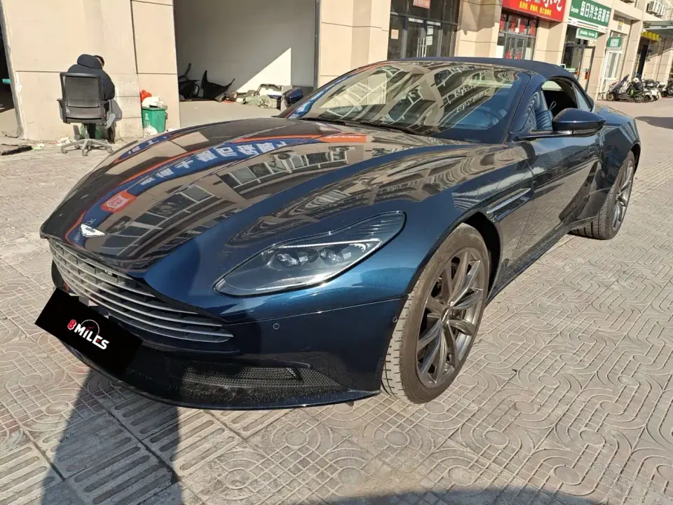 Aston Martin DB11 4.0T V8 Volante Special Edition 2021