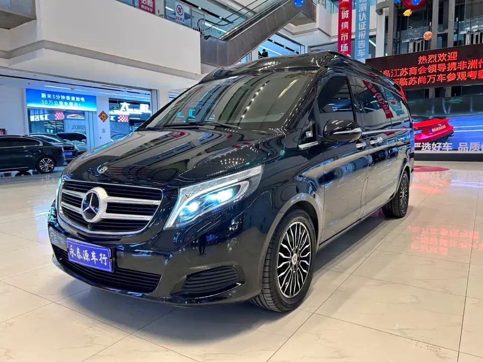 Mercedes-Benz V-Class V 260 L Premium Long Wheelbase Edition China VI 2020