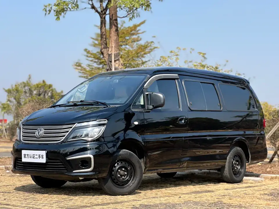 Dongfeng Fengxing Lingzhi M5L 1.6L Base Model 7-Seater 2021