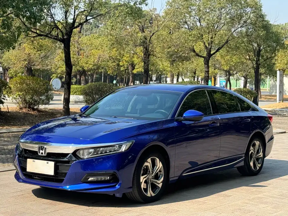 Honda Accord 260TURBO Premium Edition China VI 2021