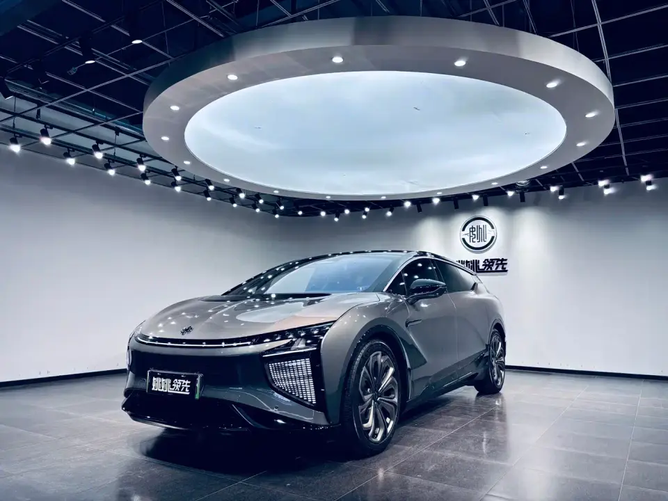 Hiphi X Founder Edition 6-Seater 2021