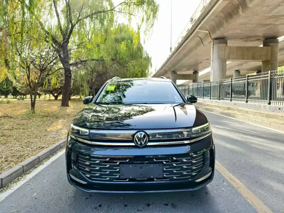 Volkswagen Talagon Model 450TSI AWD Premium 6-Seater 2026