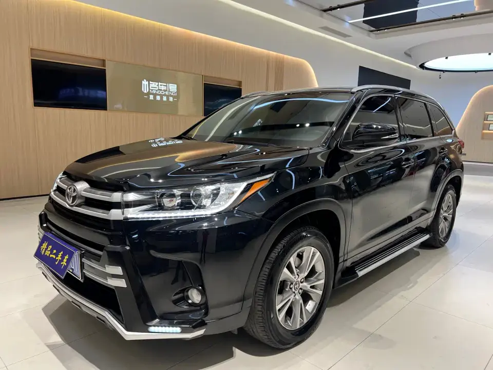 Toyota Highlander 2.0T 2WD Elite 7-Seater China VI 2020
