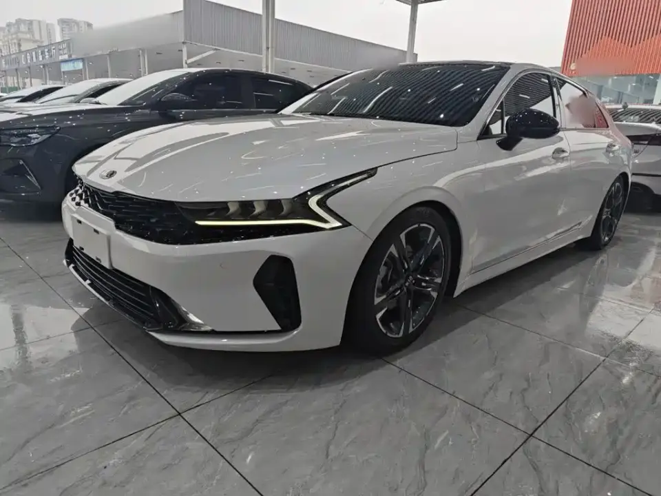 Kia K5 270T CVVD Luxury Tech Version 2021