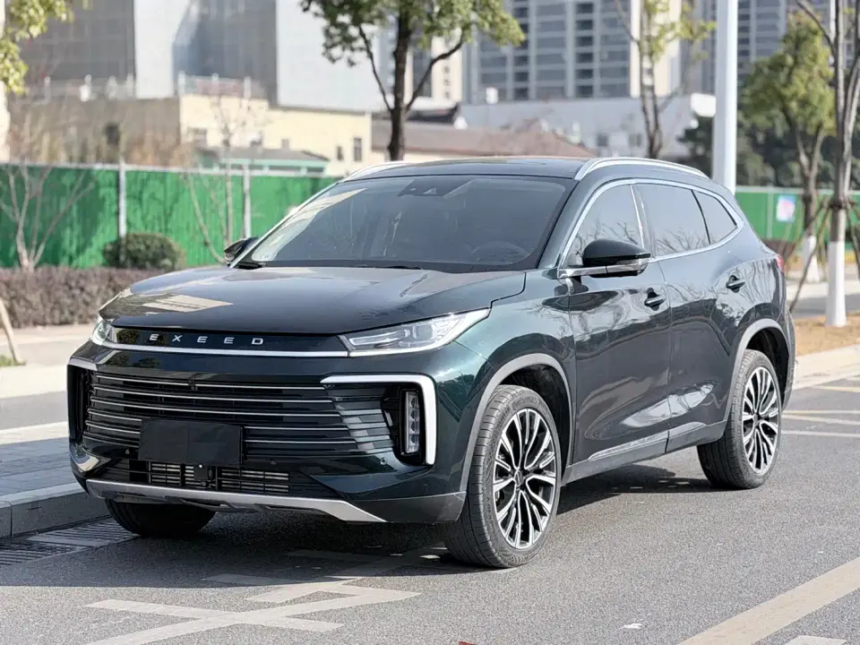 Exeed Lingyun 400T 2WD Starwise Pro Edition 2023