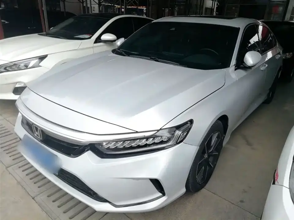 Honda Inspire 260TURBO Deluxe Edition 2022