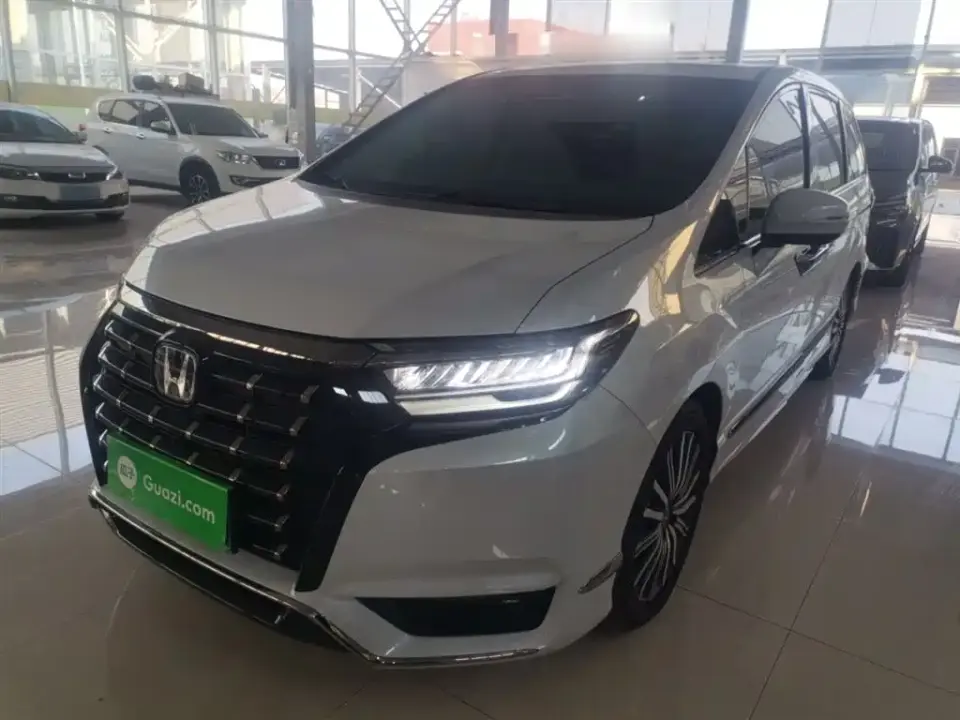 Honda Elysion 2.0L e:HEV Luxury Edition 2024