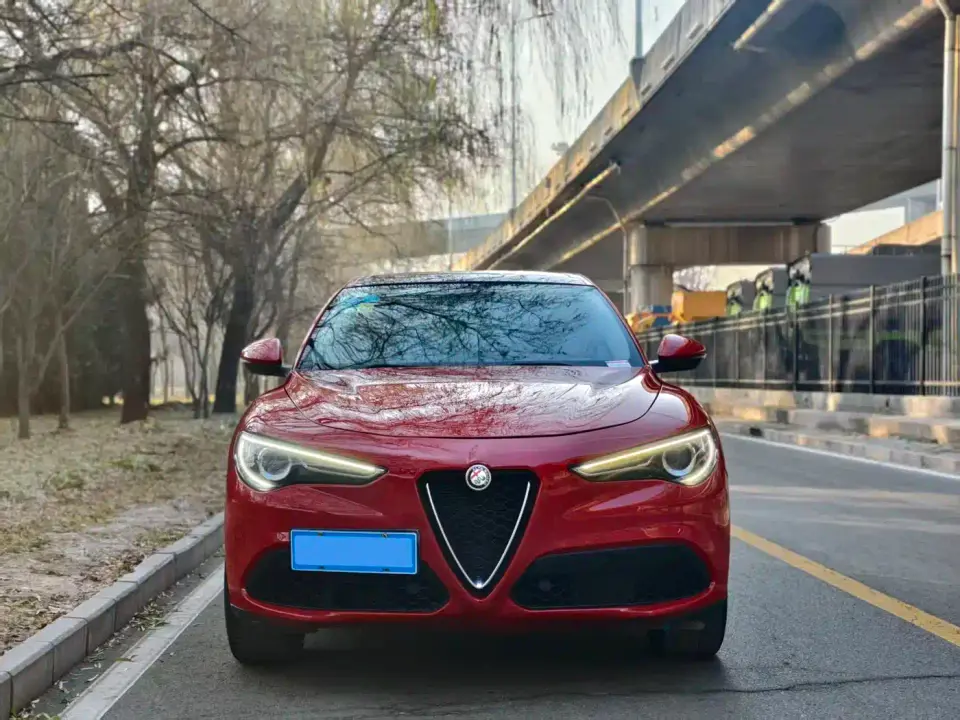 Alfa Romeo Stelvio 2.0T 200HP Elite 2019