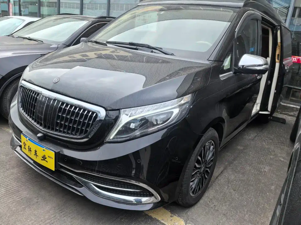 Mercedes-Benz V-Class Model V 260 L Premium Extended Edition 2020