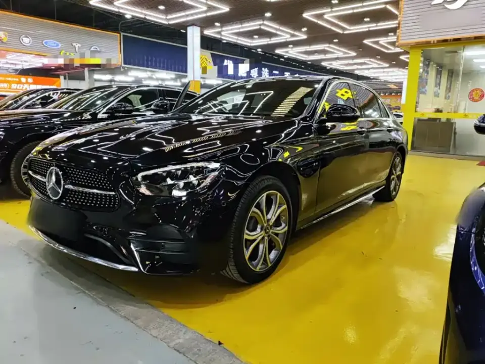Mercedes-Benz E-Class Model Facelift III E 300 L Sport Fashion 2022