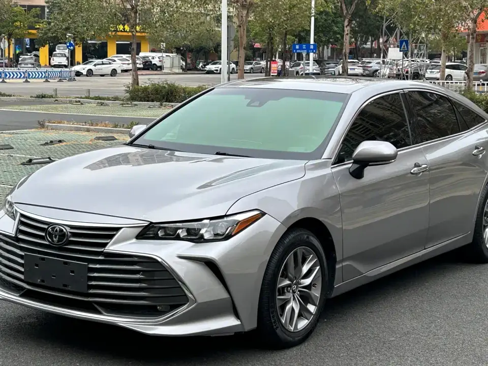 Toyota Avalon 2.0L Luxury Edition (China VI) 2021