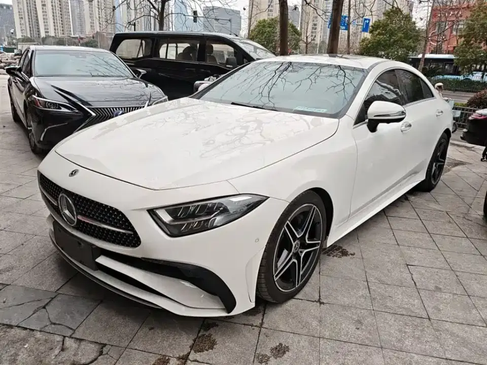 Mercedes-Benz CLS-Class Model CLS 300 Luxury Version 2023
