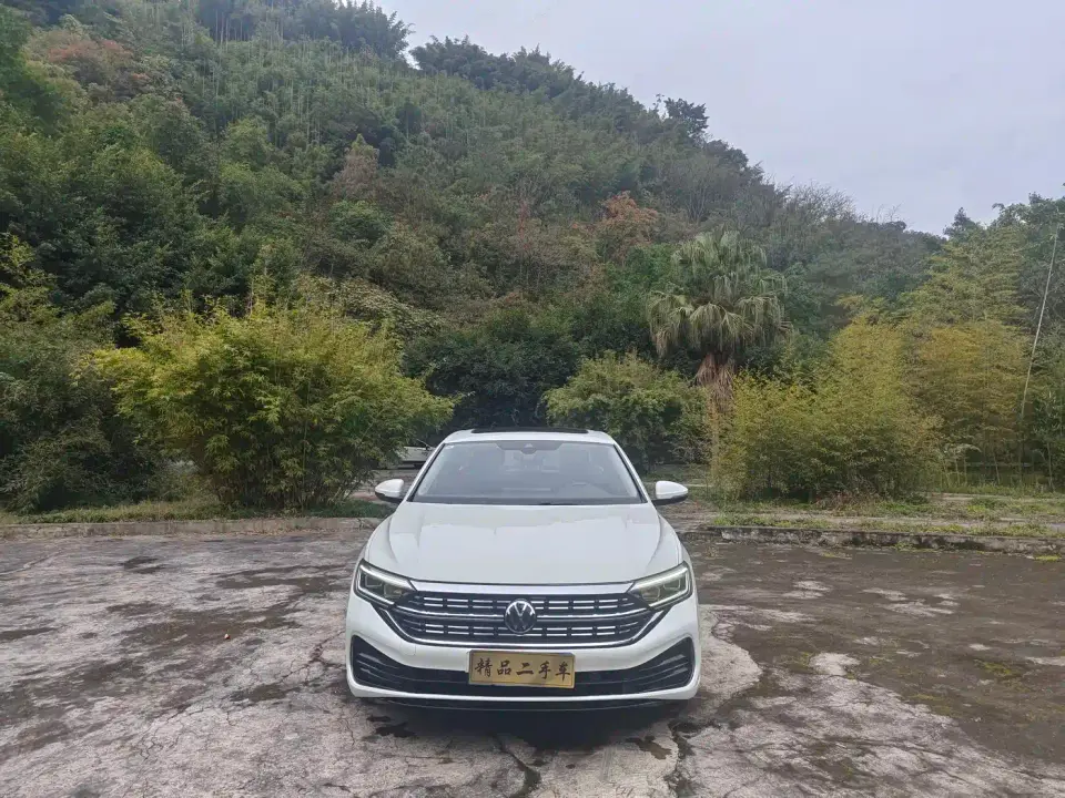 Volkswagen Sagitar Model Year 200TSI DSG Surpass Edition 2023
