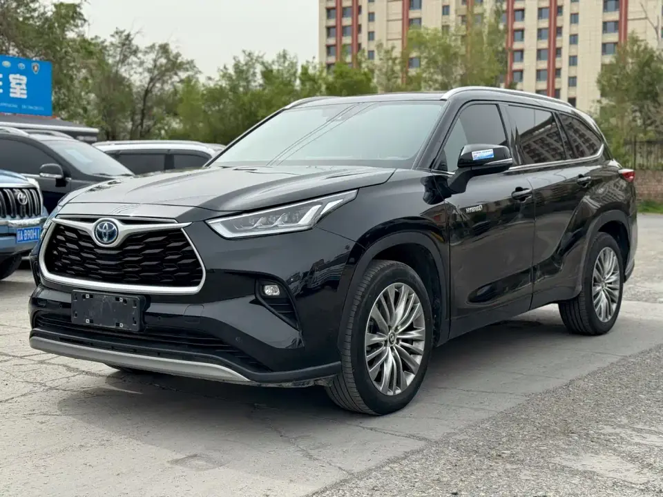 Toyota Highlander 2.5L Smart Hybrid 4WD Premium 7-seater 2024