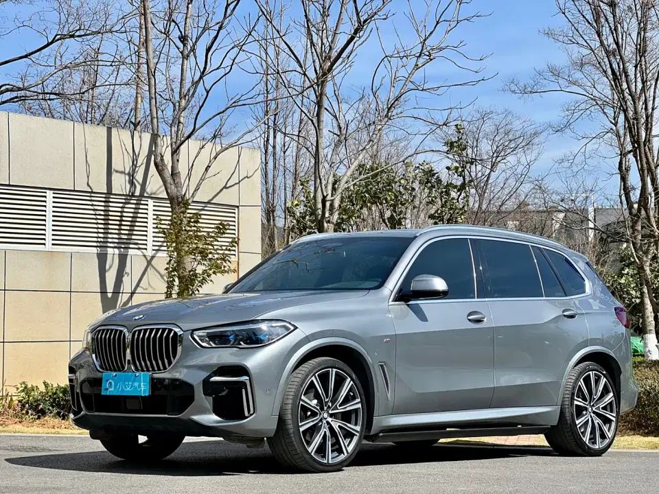 BMW X5 xDrive 30Li Premium M Sport Package 2023