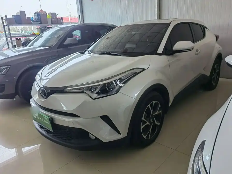 Toyota C-HR Model 2.0L Leading 2021