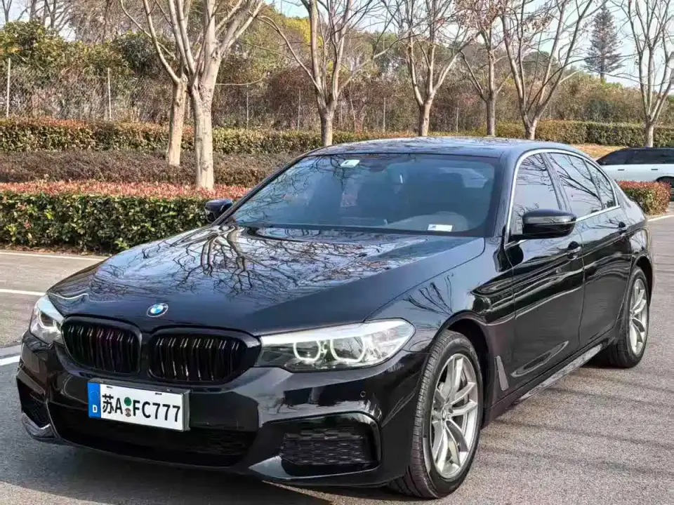 BMW 5 Series 525Li M Sport Package 2020