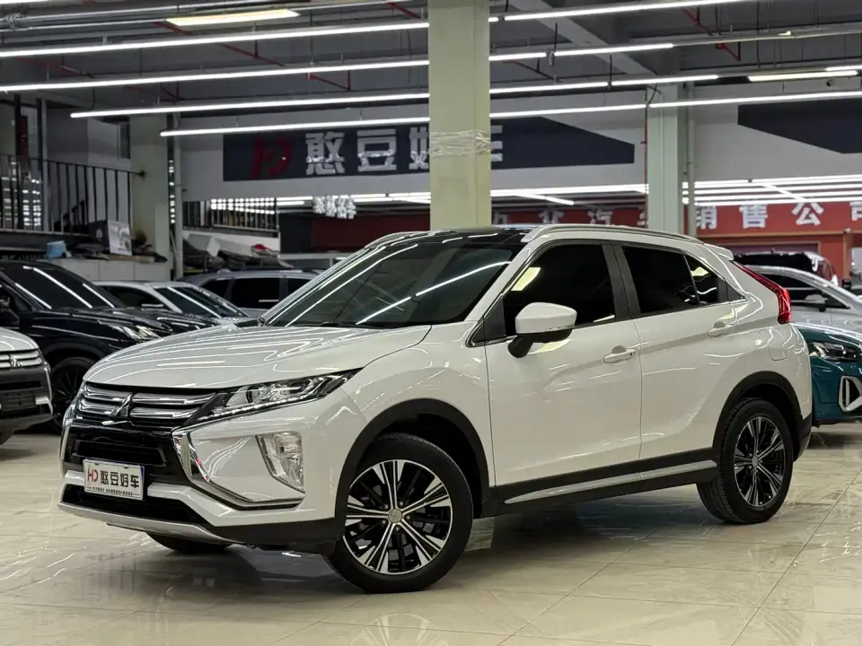 Mitsubishi Eclipse Cross 1.5T CVT 4WD Passion Edition 2022