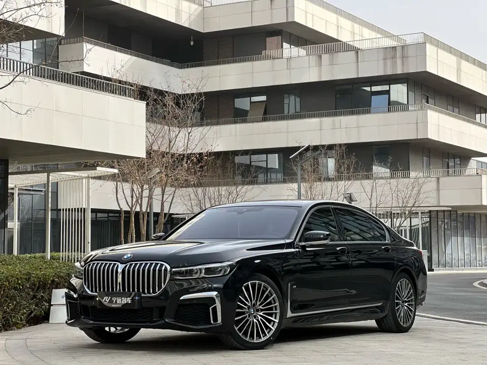 BMW 7 Series Model 730Li M Sport Package 2021