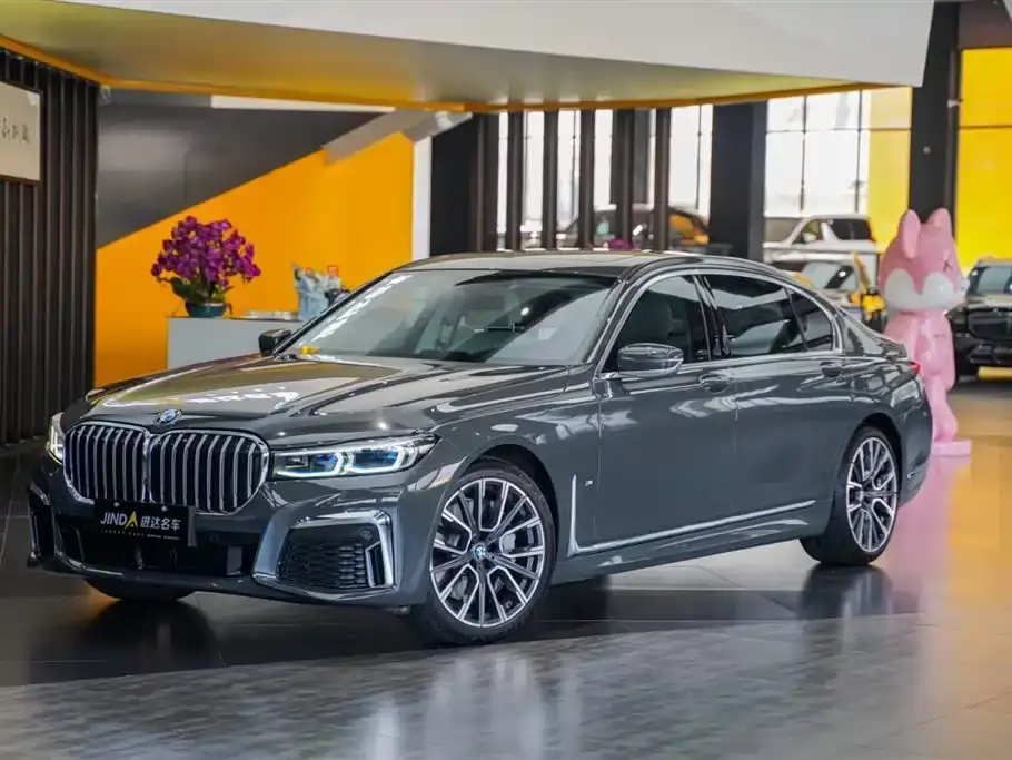 BMW 7 Series 750Li xDrive V8 M Sport Package 2023