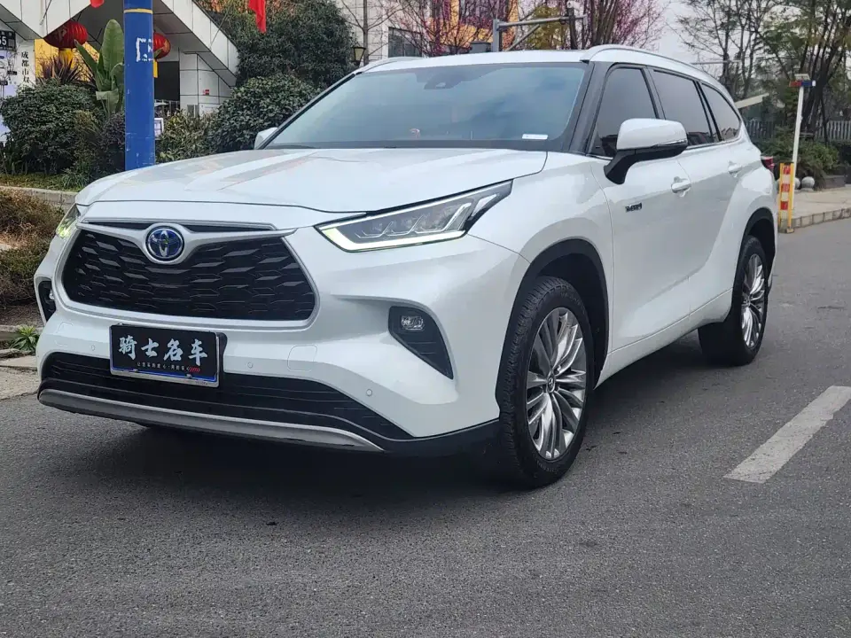 Toyota Highlander 2.5L Smart Hybrid Dual Engine AWD Premium 7-Seater 2023