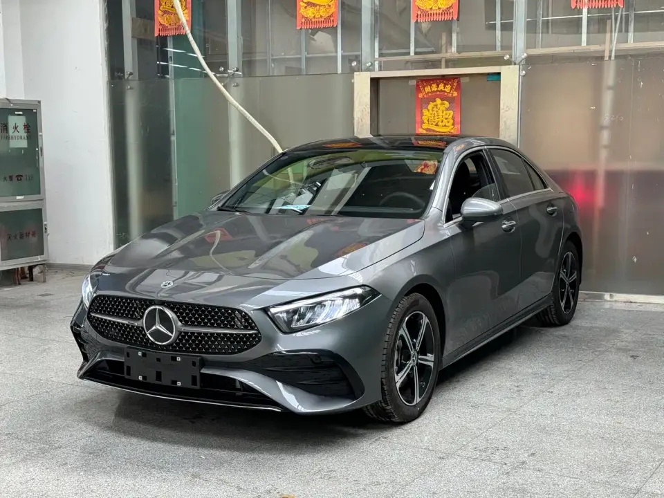 Mercedes-Benz A-Class A 200 L Fashion Edition 2026