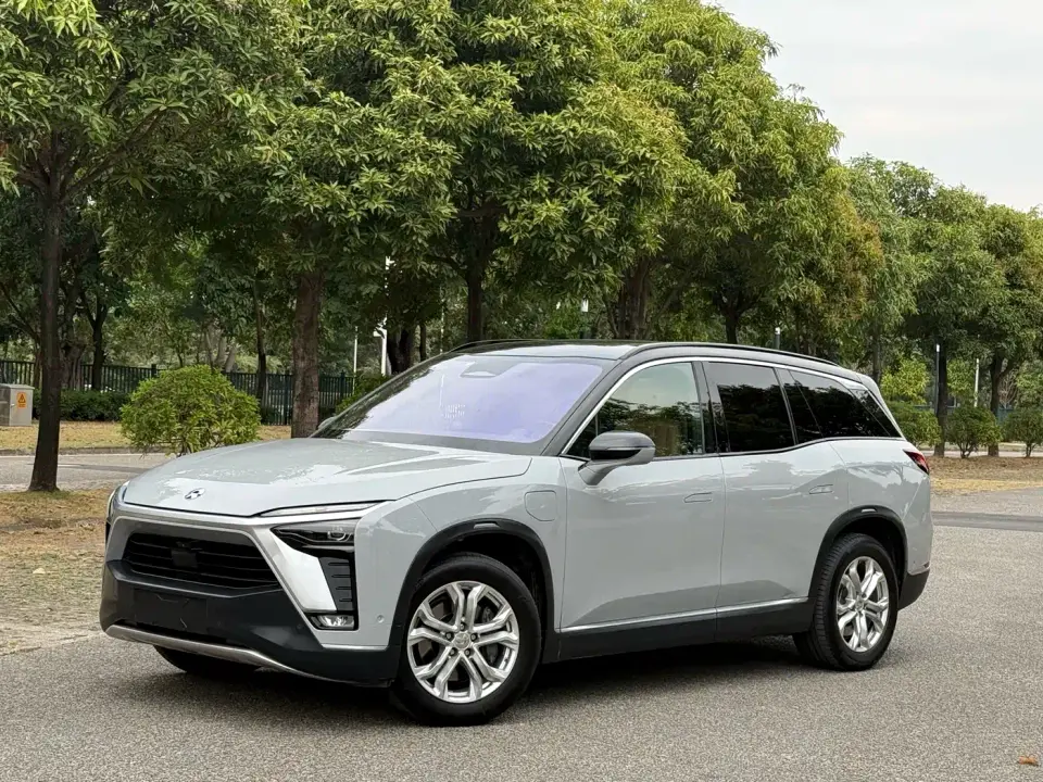NIO ES8 415KM Signature Edition 7-Seater 2021