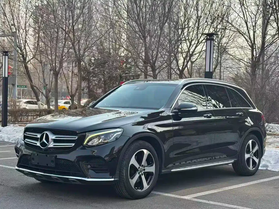 Mercedes-Benz GLC-Class GLC 260 4MATIC Luxury 2019