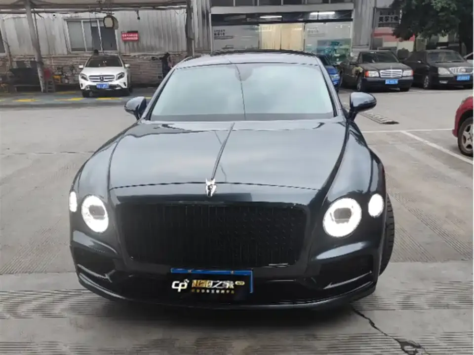 Bentley Flying Spur 4.0T V8 Standard Version 2022