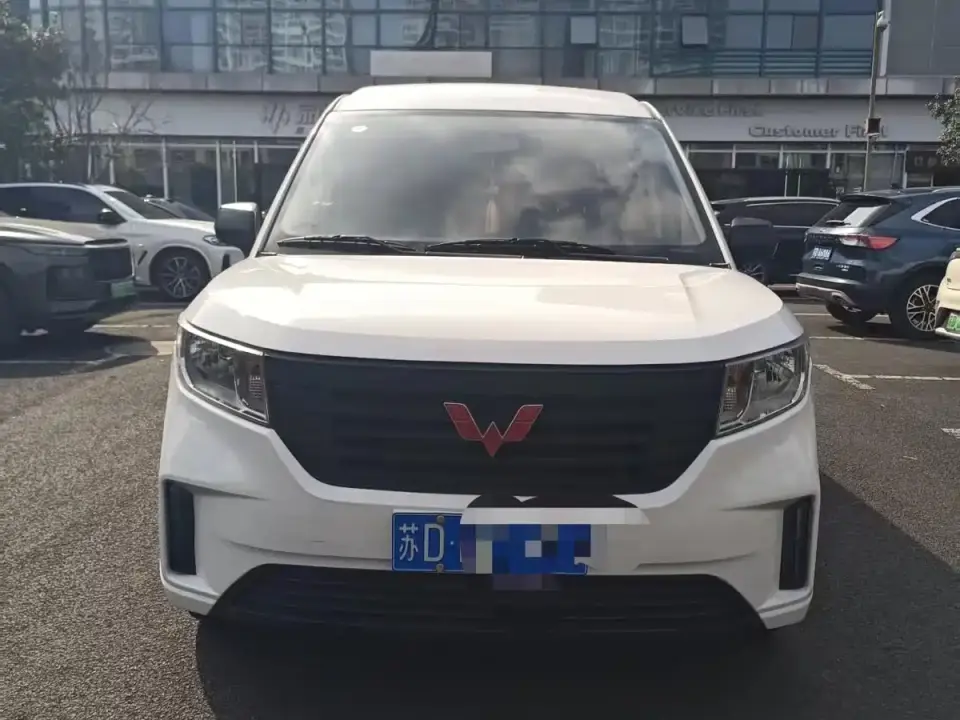 Wuling Motors Wuling Journey 1.5T Manual Luxury Edition 2023