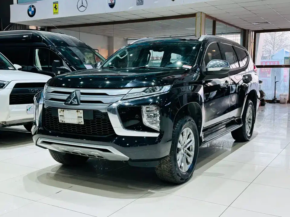 Mitsubishi Pajero Sport (Import) 3.0L Luxury Edition 2020