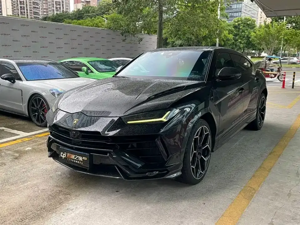 Lamborghini Urus 4.0T V8 2019