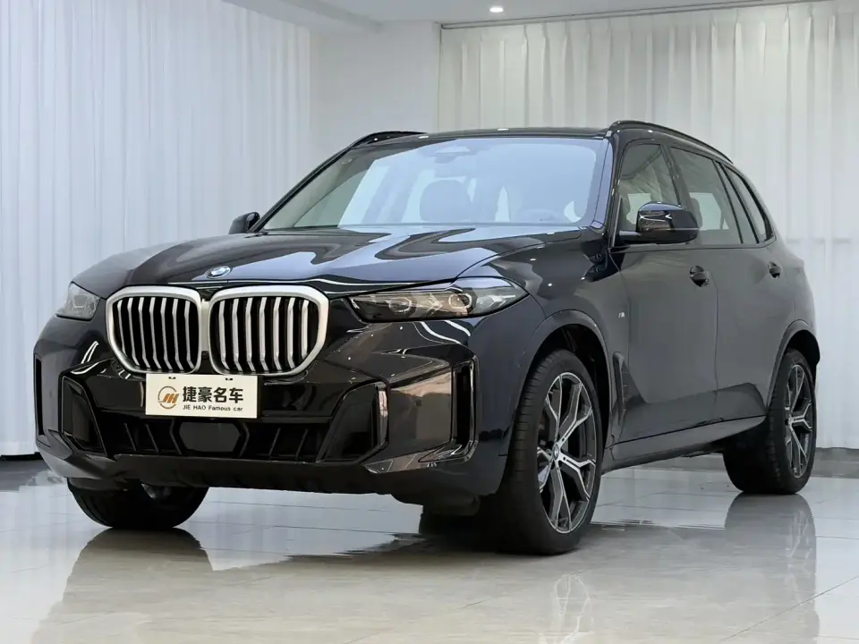 BMW X5 Model xDrive 30Li Exclusive M Sport Blackout Package 2025