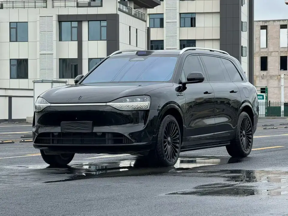 AITO Wenjie AITO M9 Extended Range Ultra 42kWh 6-Seater 2024